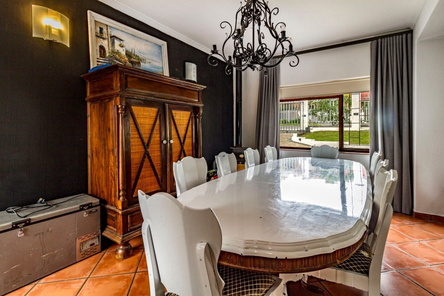 3 Bedroom Property for Sale in Die Wingerd Western Cape